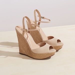 Wedges Beige 8.5